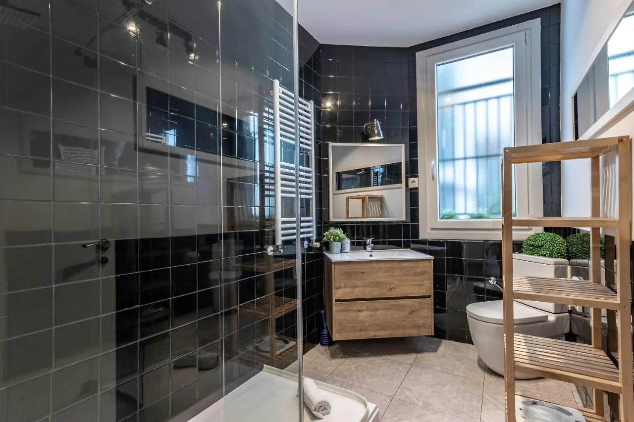 Spacious And Lovely In The City Center Of בילבאו 0*,